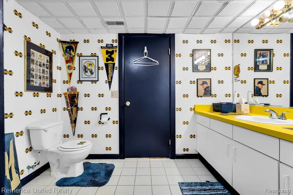 2457 Spring Lake Lane Brighton Township MI 48114