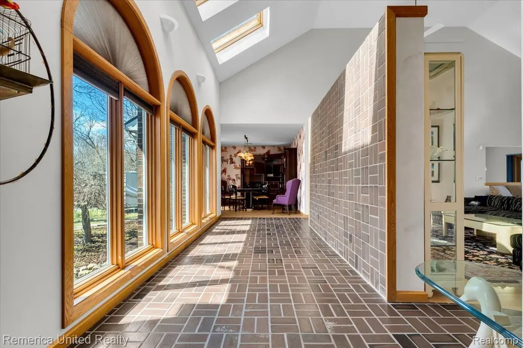 2457 Spring Lake Lane Brighton Township MI 48114