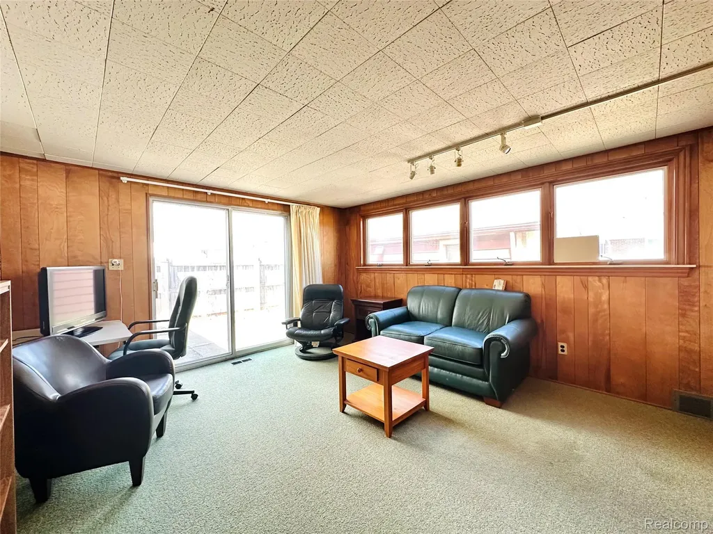 23213 Greencrest Street St. Clair Shores City MI 48080