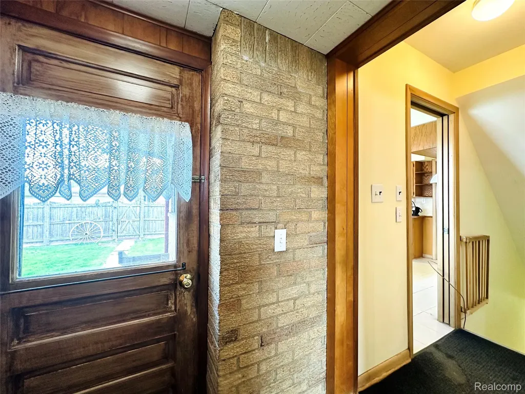23213 Greencrest Street St. Clair Shores City MI 48080