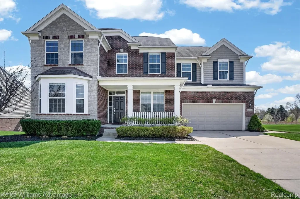 59371 Peters Barn Drive Lyon Charter Township MI 48178