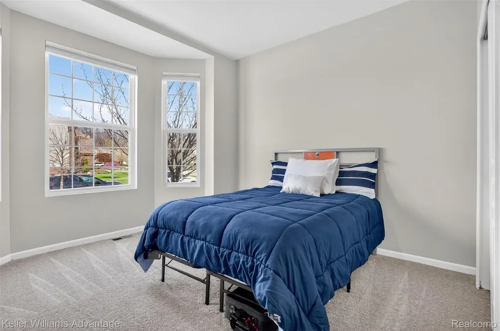 59371 Peters Barn Drive Lyon Charter Township MI 48178