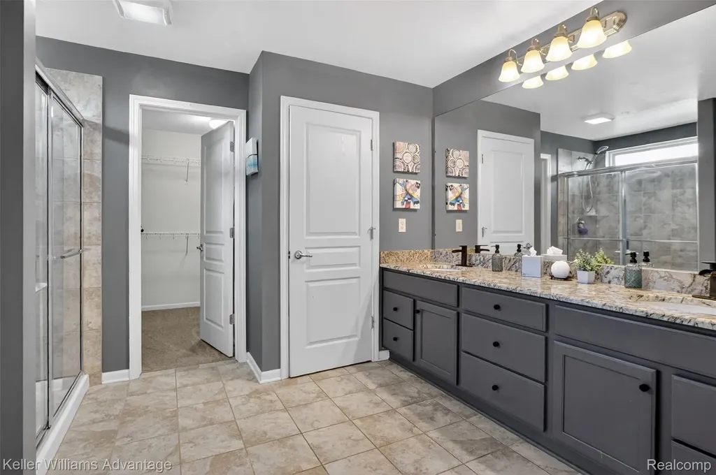 59371 Peters Barn Drive Lyon Charter Township MI 48178