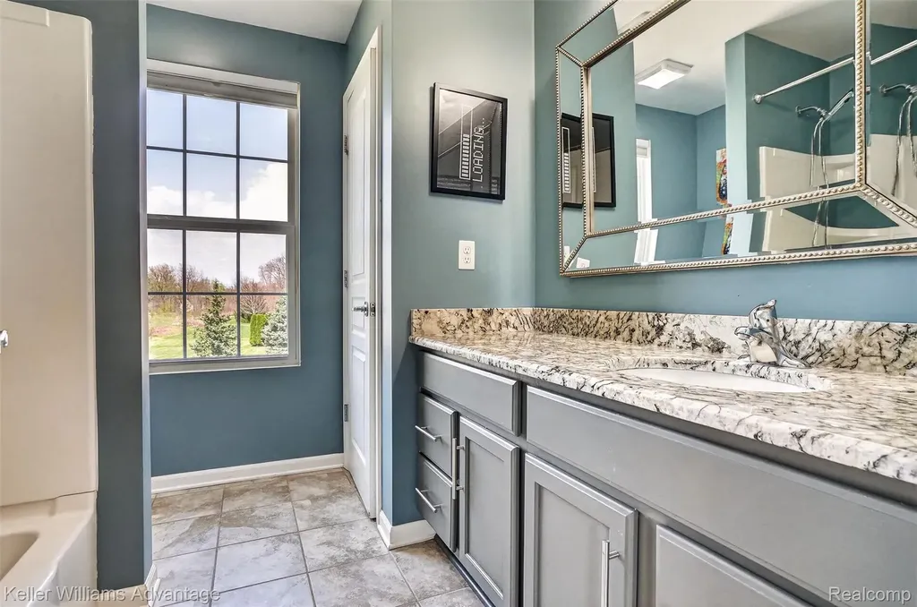 59371 Peters Barn Drive Lyon Charter Township MI 48178