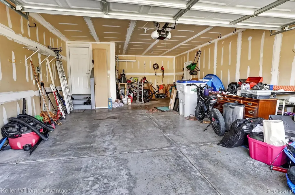 59371 Peters Barn Drive Lyon Charter Township MI 48178