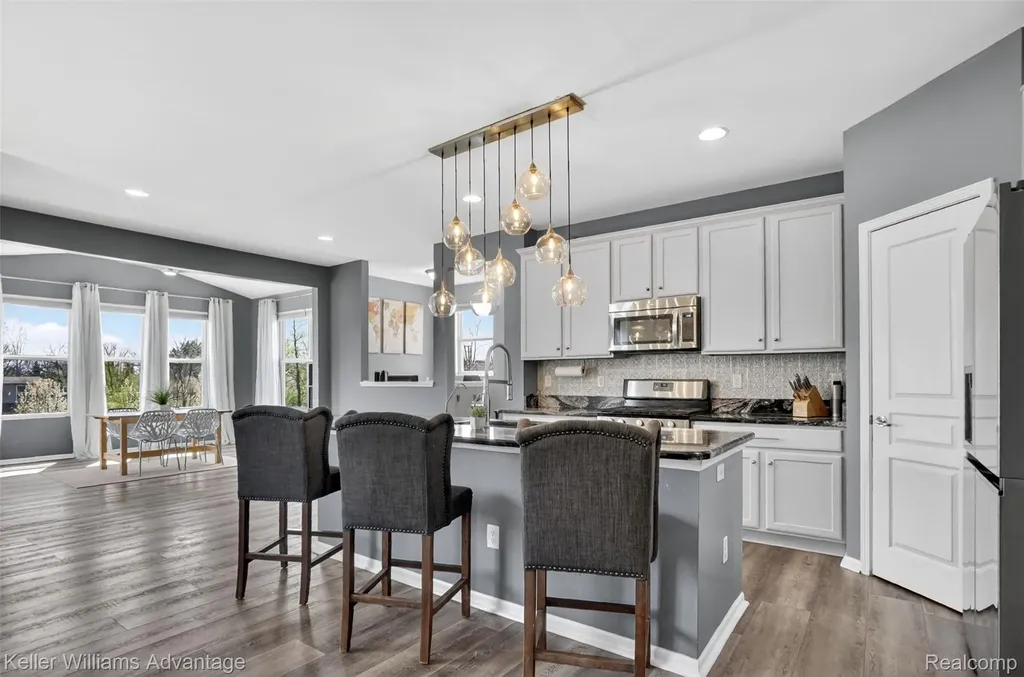 59371 Peters Barn Drive Lyon Charter Township MI 48178