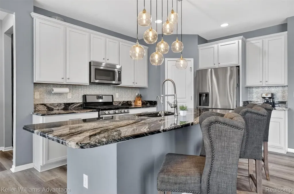 59371 Peters Barn Drive Lyon Charter Township MI 48178