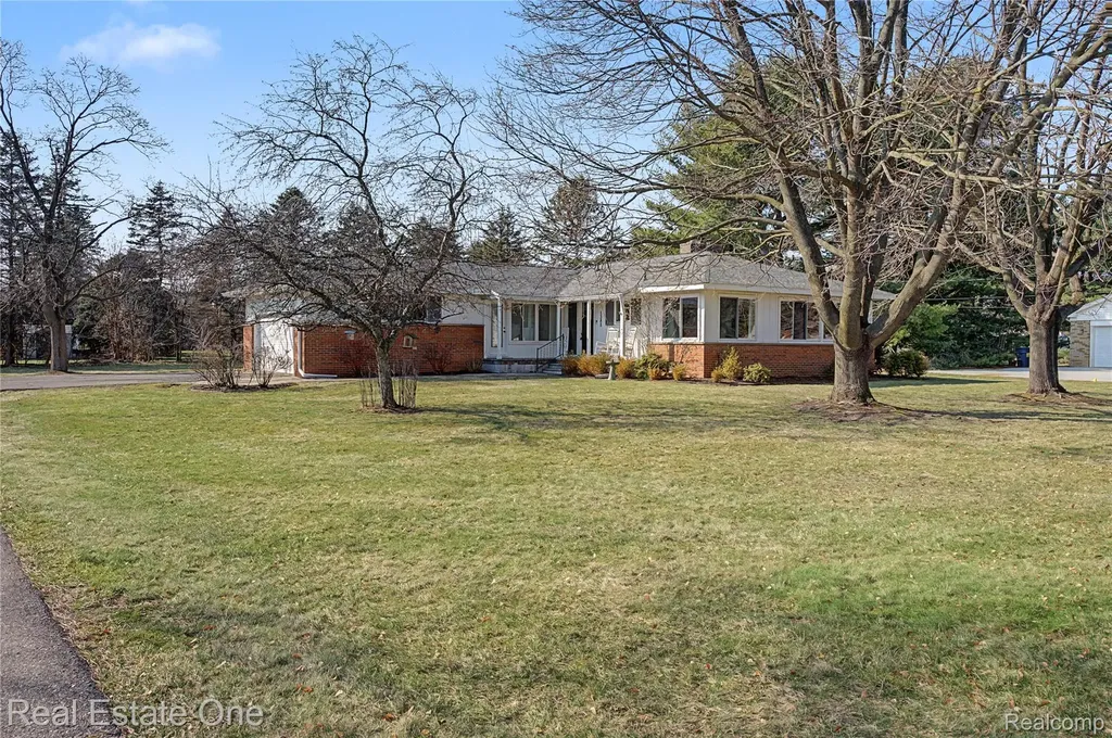 5388 Daniel Drive Brighton Township MI 48114