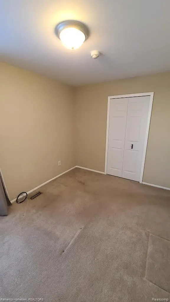 42542 Saratoga Road Canton Charter Township MI 48187