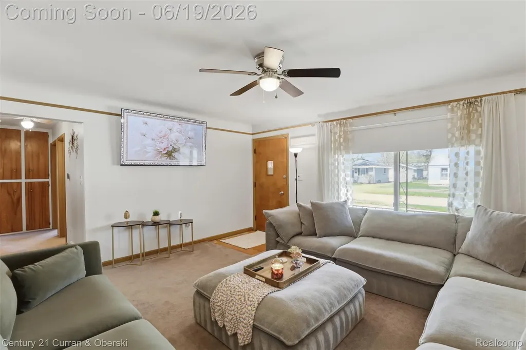 24605 Eton Avenue Dearborn Heights City MI 48125