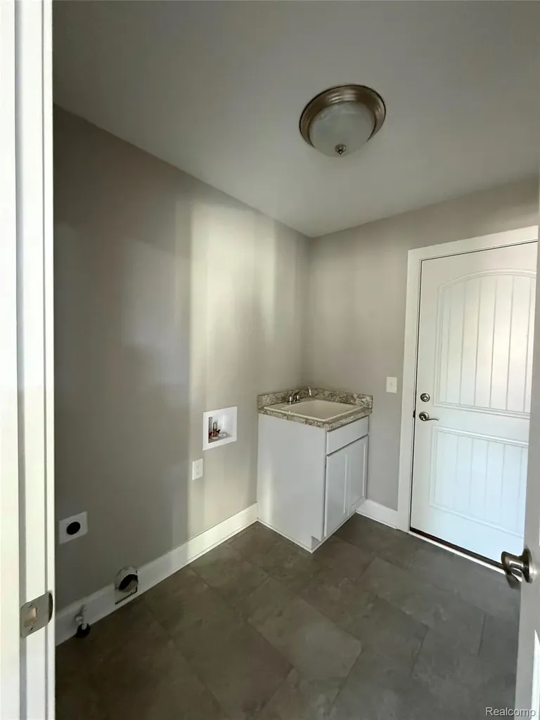 255 Canyon Creek Court Marion Township MI 48843