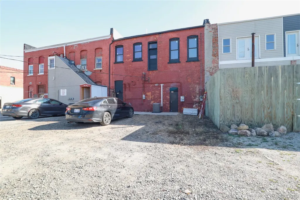 227 N Shiawassee Street W Corunna City MI 48817