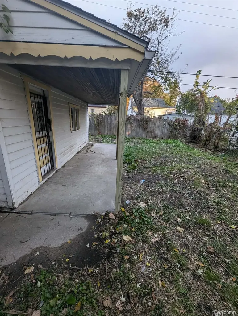 18974 Westmoreland Road Detroit City MI 48219