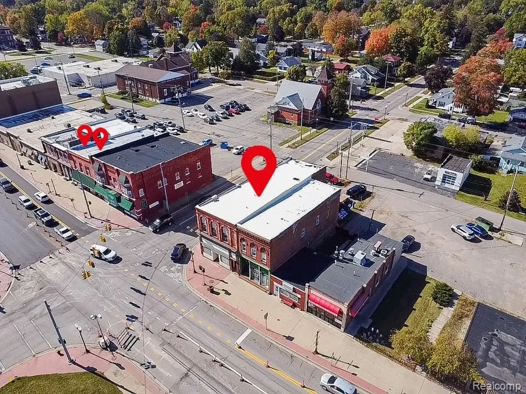 229 N Shiawassee Street Corunna City MI 48817
