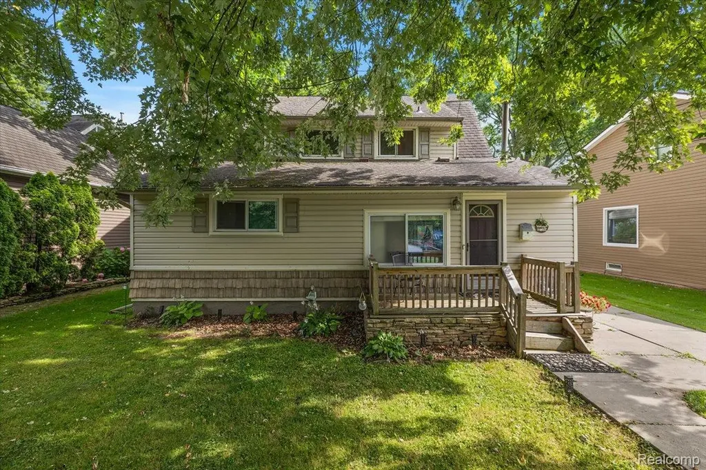 38292 Murdick Drive New Baltimore City MI 48047