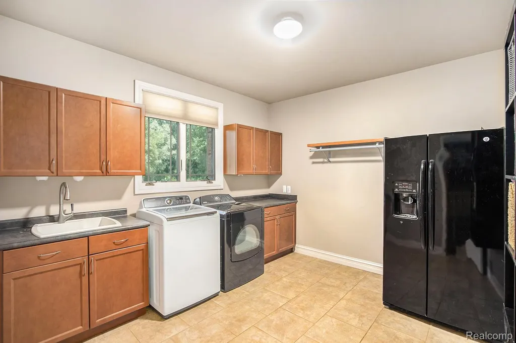 8670 Country Manor Drive Bruce Township MI 48065