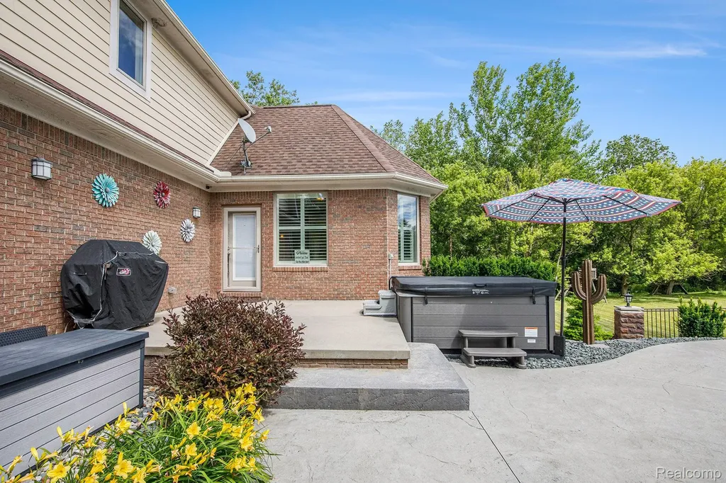 8670 Country Manor Drive Bruce Township MI 48065