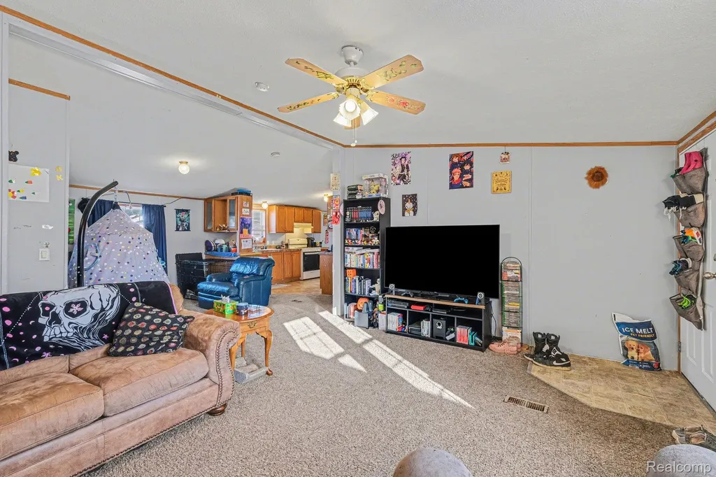 2055 Cedar Circle Vienna Charter Township MI 48420