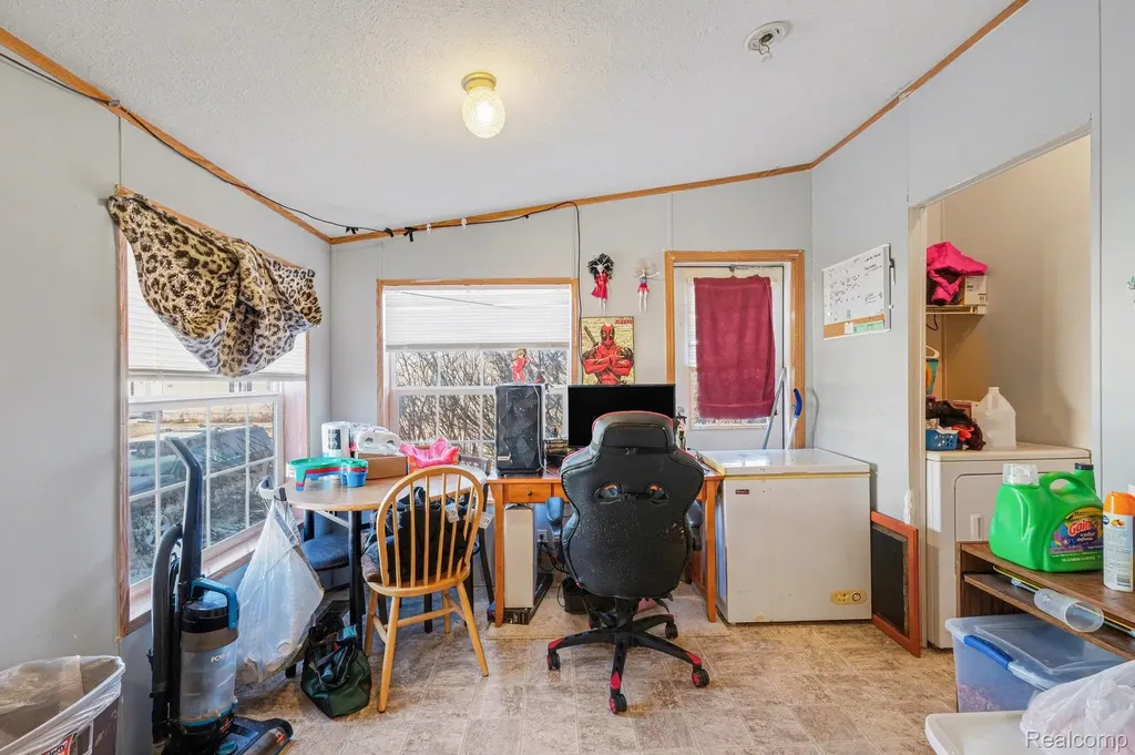 2055 Cedar Circle Vienna Charter Township MI 48420