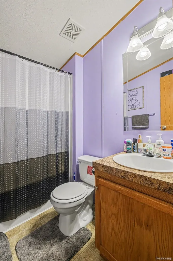 2055 Cedar Circle Vienna Charter Township MI 48420