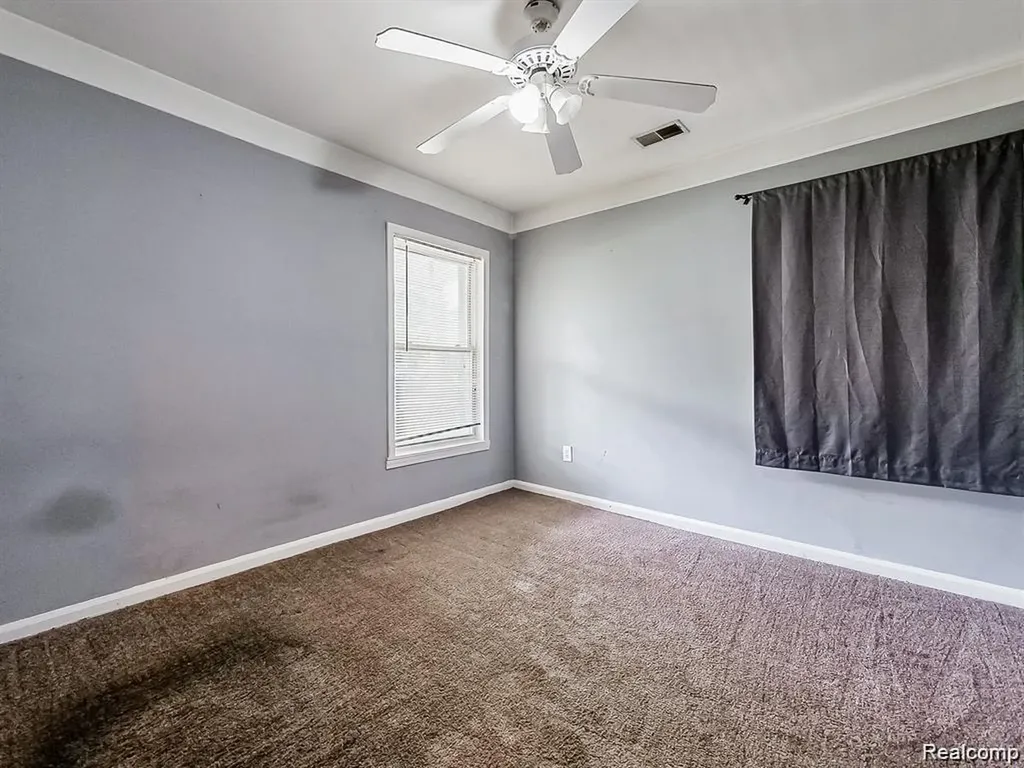 24628 Carlysle Street W Dearborn City MI 48124