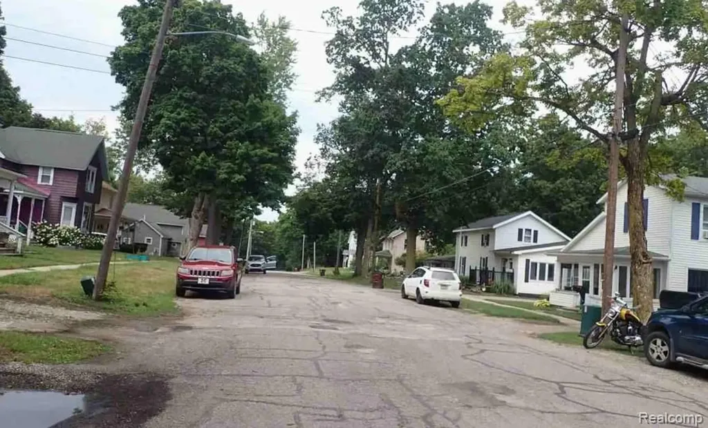 207 N Church Street Hudson City MI 49247