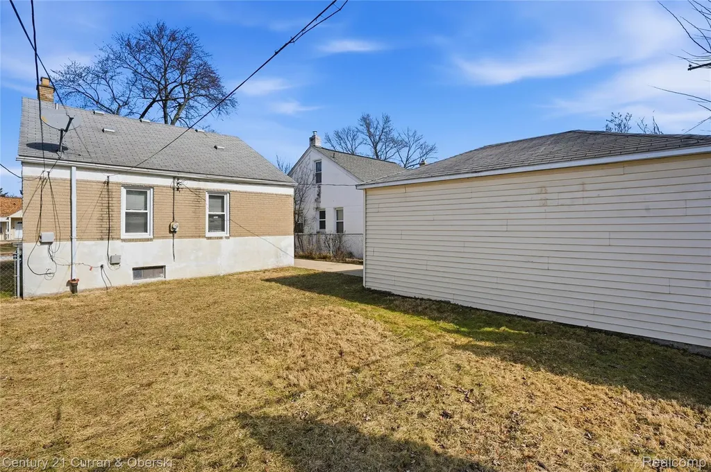23035 Audette Street Dearborn City MI 48124