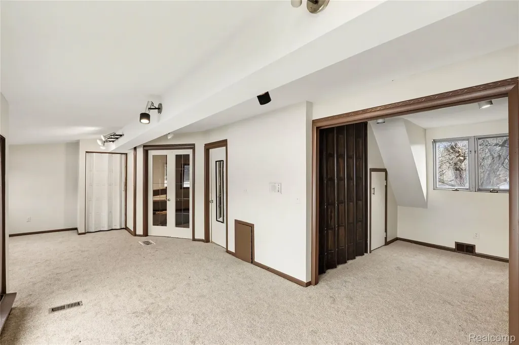 13490 Lakebrook Drive Tyrone Township MI 48430