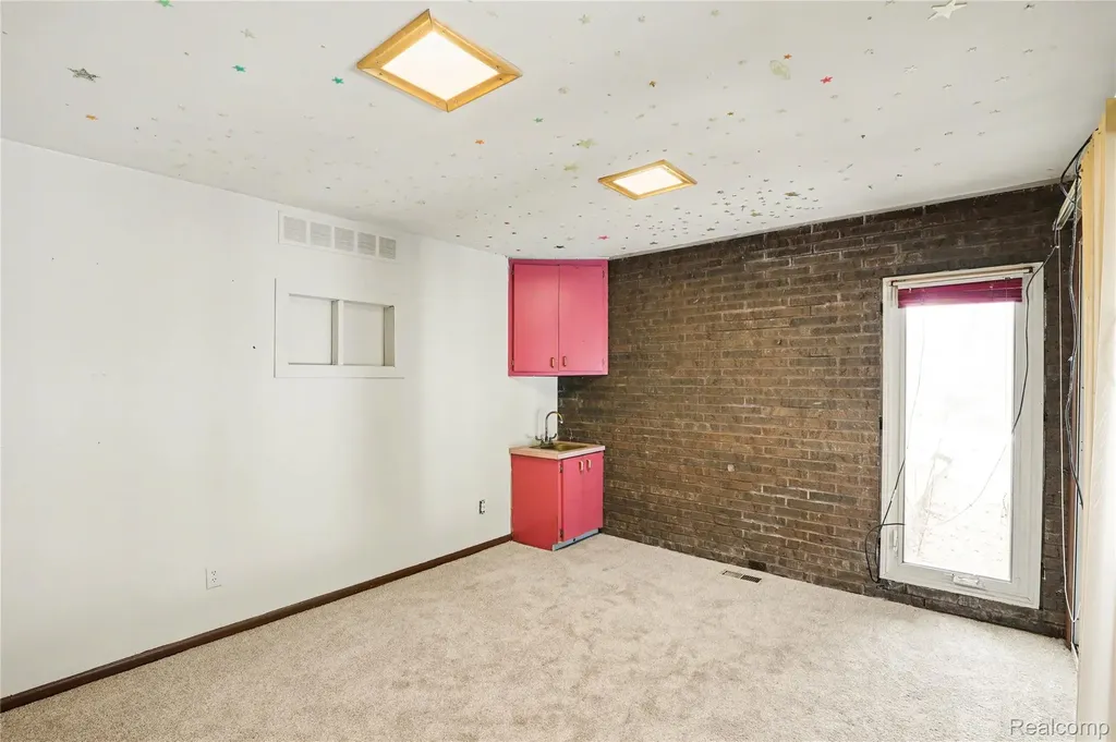 13490 Lakebrook Drive Tyrone Township MI 48430