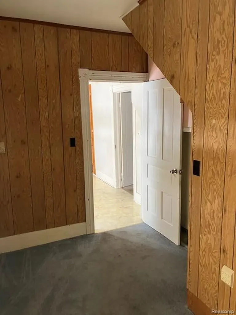 52 Carrington Street Harbor Beach City MI 48441