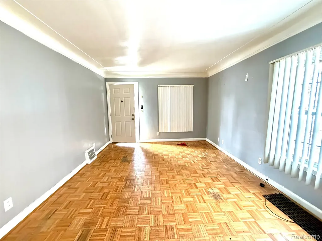 12674 Mettetal Street Detroit City MI 48227