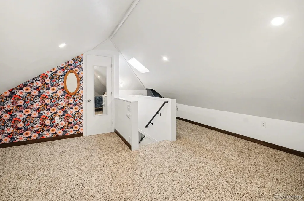 20501 Shady Lane Avenue St. Clair Shores City MI 48080