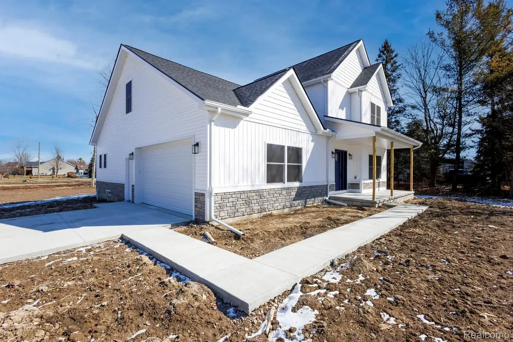26827 Alma Street Chesterfield Township MI 48051