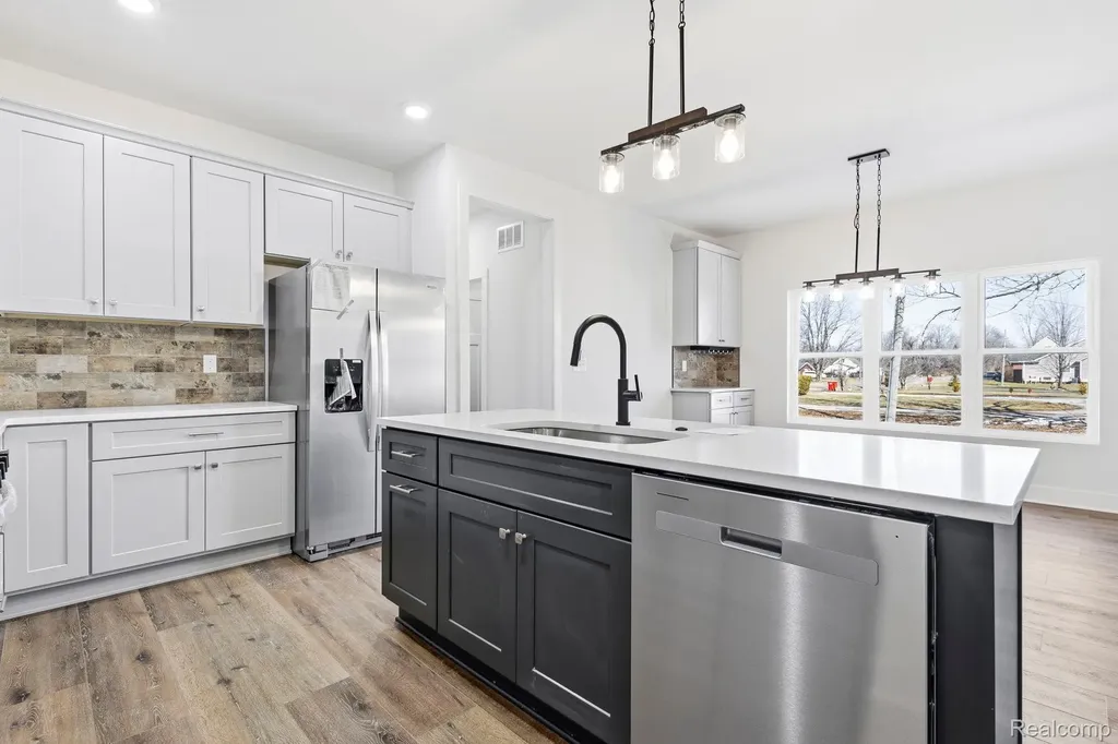 26827 Alma Street Chesterfield Township MI 48051