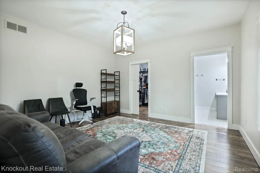 140 W Jefferson Street Frankenmuth City MI 48734