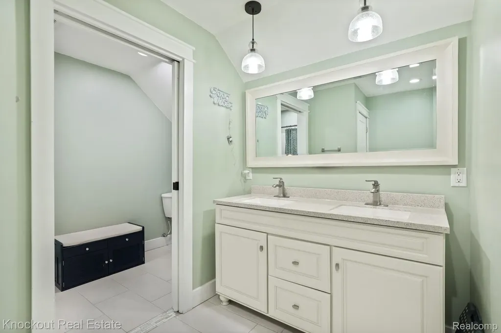 140 W Jefferson Street Frankenmuth City MI 48734
