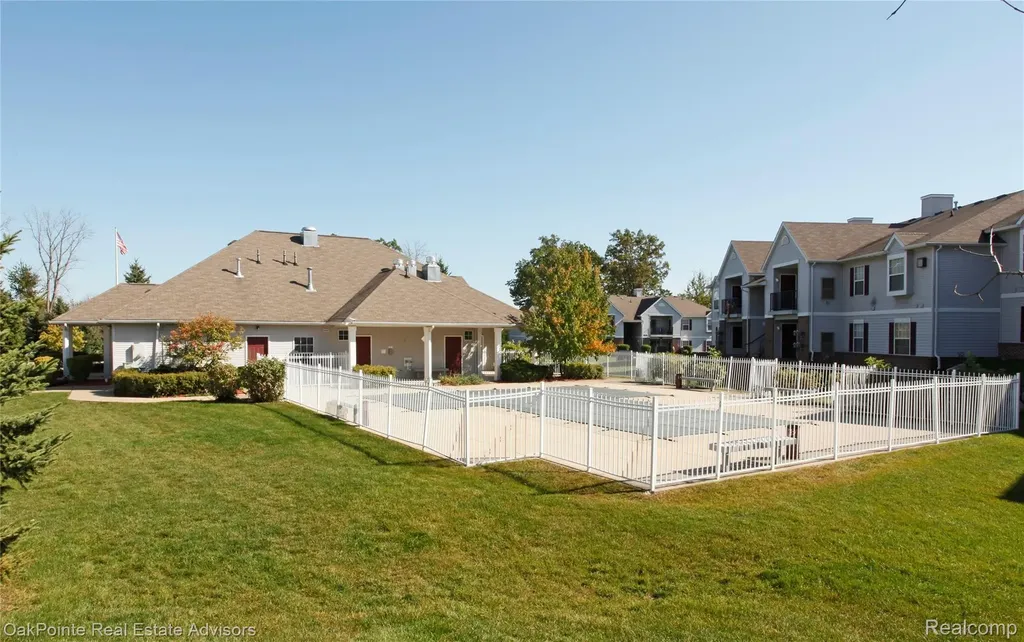 6101 Selby Street Flint City MI 48505
