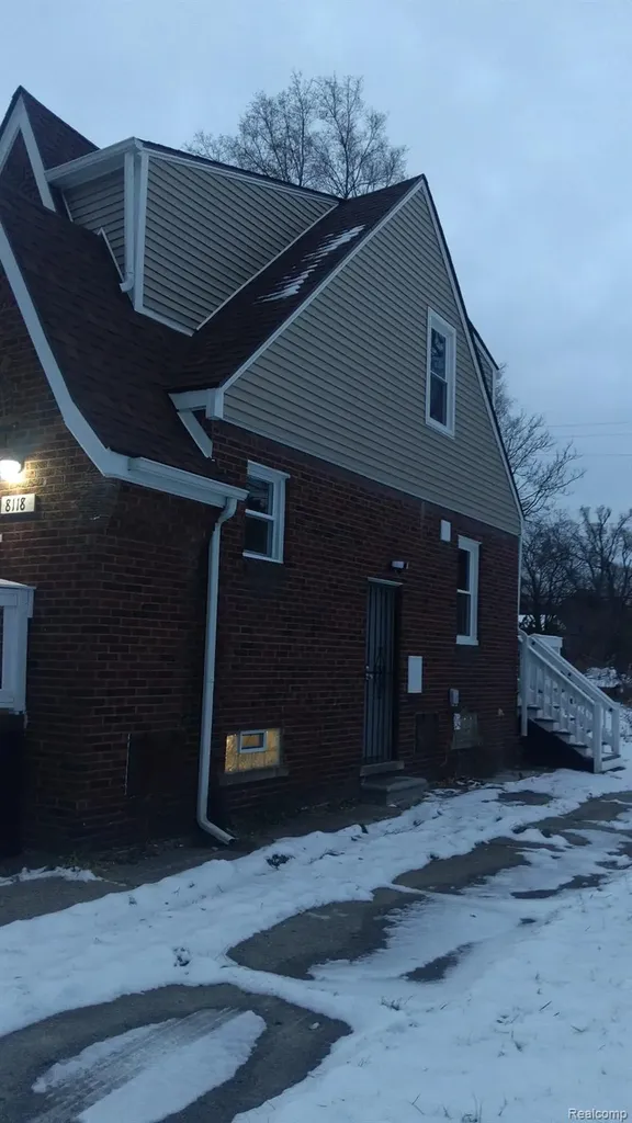8118 E Hildale Street Detroit City MI 48234