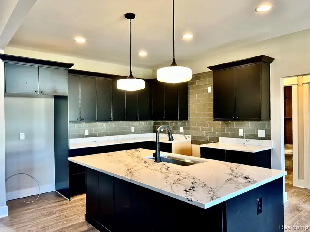 5382 Spring Meadows Way Drive Fenton Charter Township MI 48451