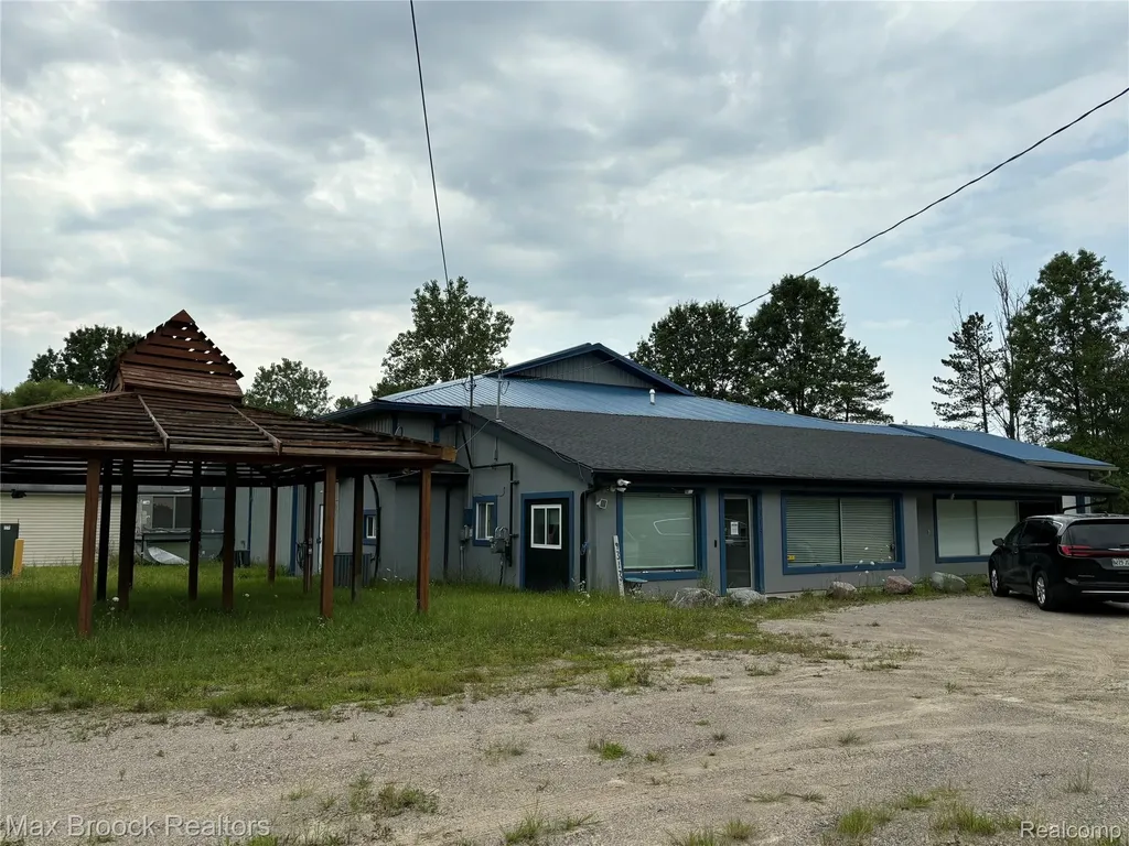 9313 N Dort Highway Thetford Township MI 48458