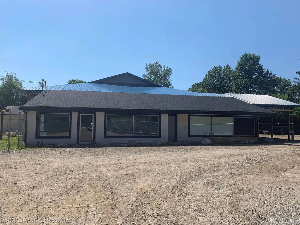9313 N Dort Highway Thetford Township MI 48458