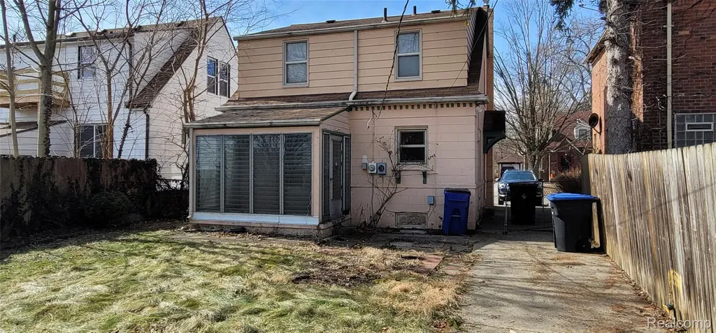 16200 Braile Street Detroit City MI 48219