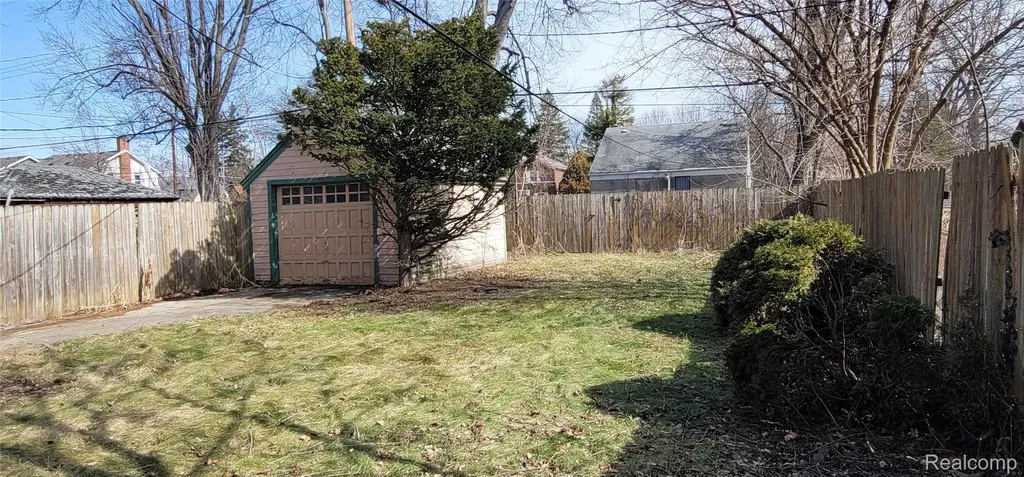 16200 Braile Street Detroit City MI 48219