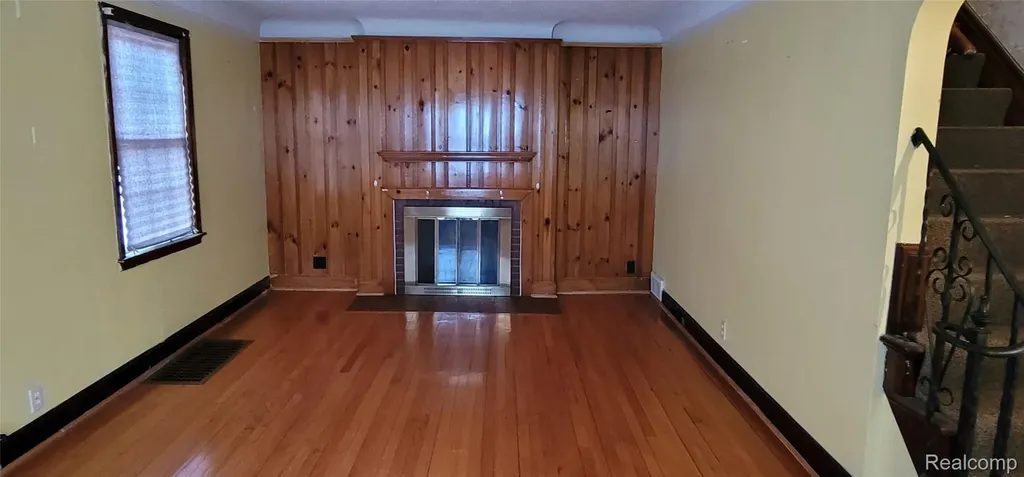 16200 Braile Street Detroit City MI 48219