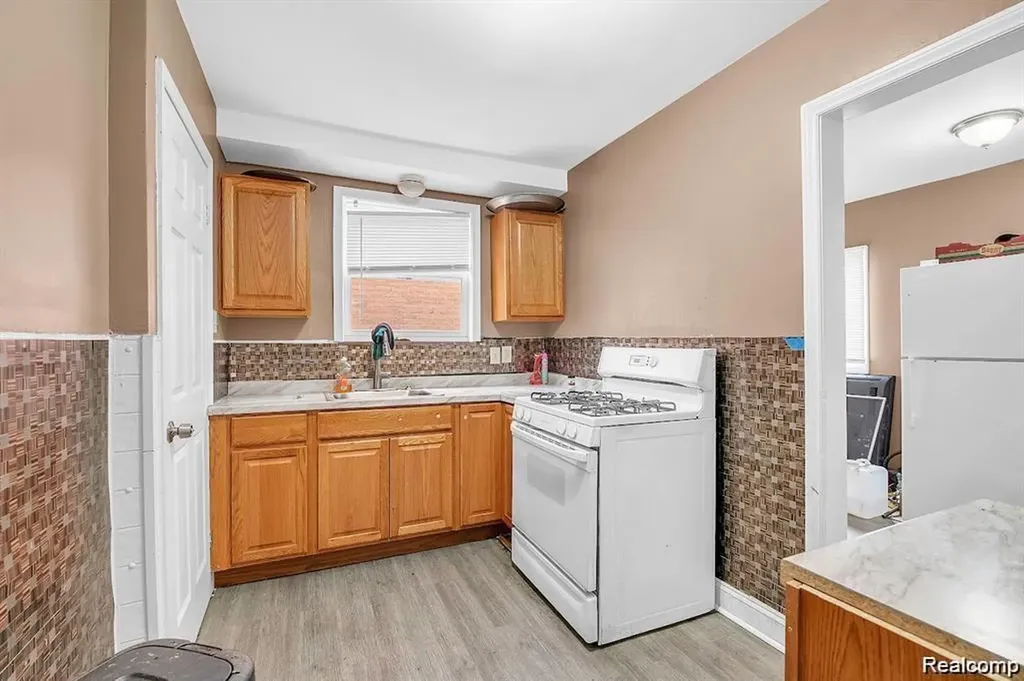 8362 Cloverlawn Street Detroit City MI 48204