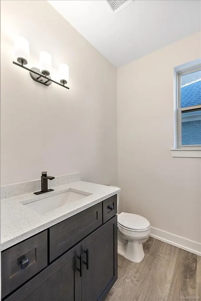 42435 Magnolia Drive Sterling Heights City MI 48314