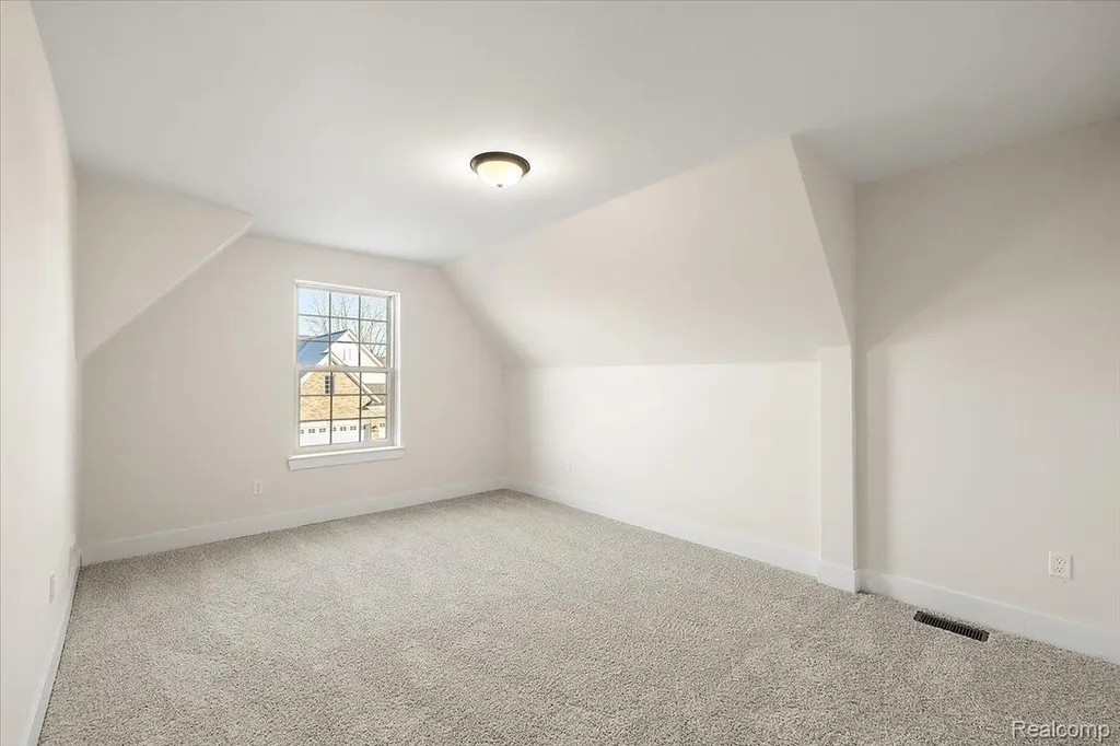 42435 Magnolia Drive Sterling Heights City MI 48314