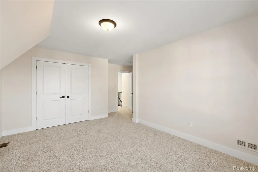 42435 Magnolia Drive Sterling Heights City MI 48314