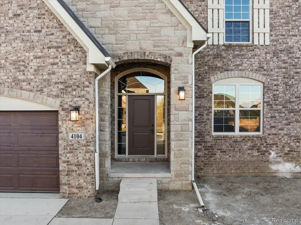 42435 Magnolia Drive Sterling Heights City MI 48314
