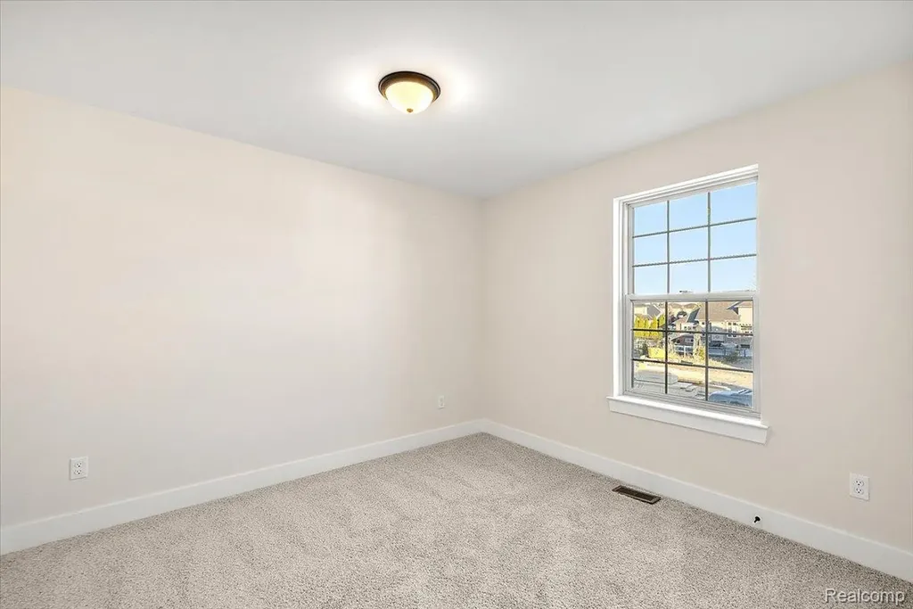 42435 Magnolia Drive Sterling Heights City MI 48314
